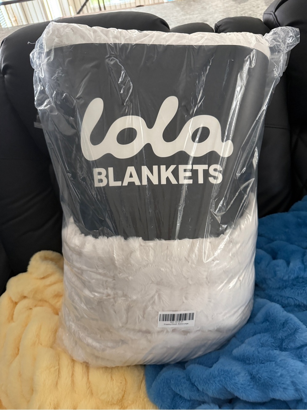 Lola blankets creamy cloud XL